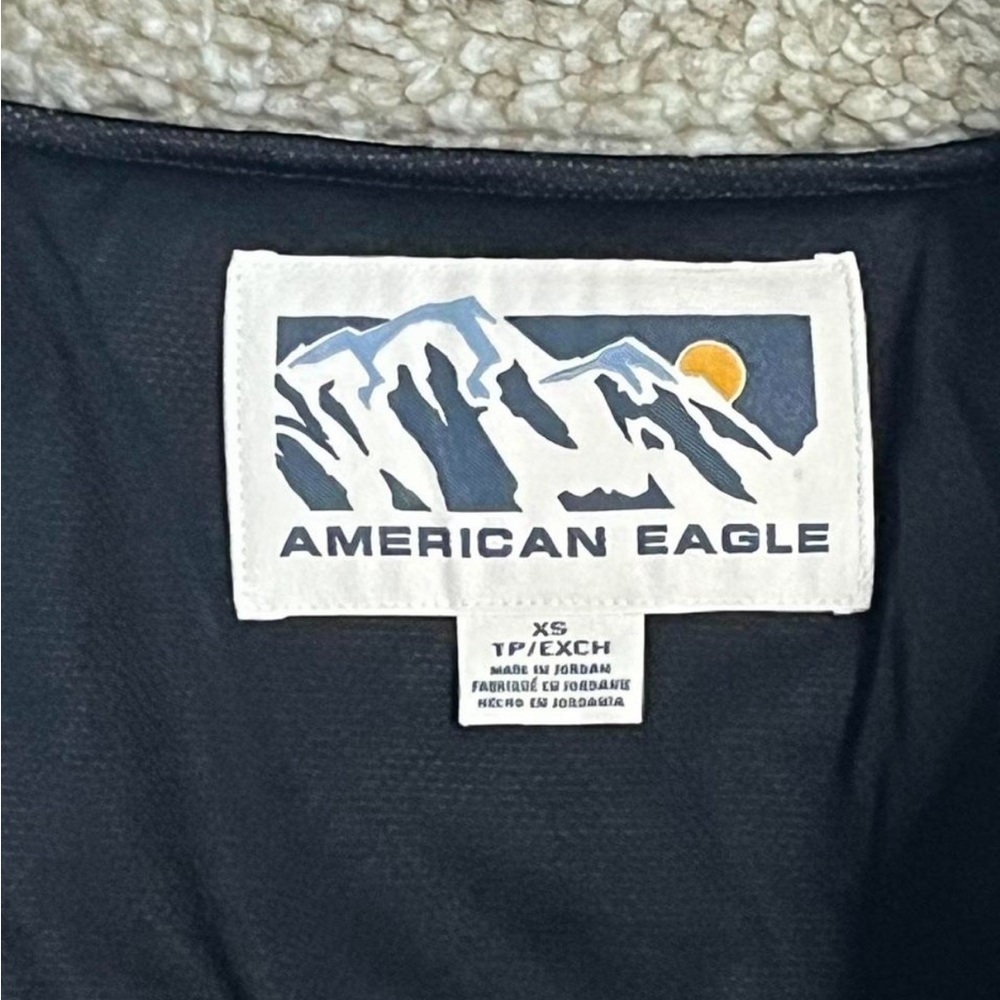 American Eagle Outfitters Green and Cream Sherpa Fleece Jacket - Picture 2 of 8